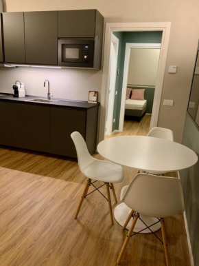 flat at Fiera near metro and easy parking, with terrace and garden